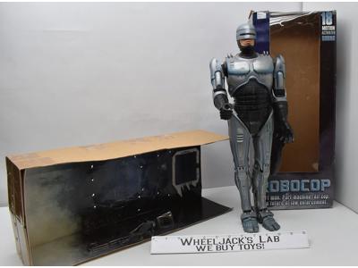Robocop w/gun 18" Electronic Motion Activated Sound NECA 2005 Action Figure