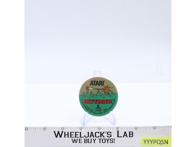 Defender 3D Lenticular Game Sticker 1982 Atari Vintage 2.5"