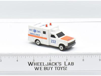 NYC EMS Ambulance 222 1/64th Sonic Flashers WORKS Majorette Cars Truck Police