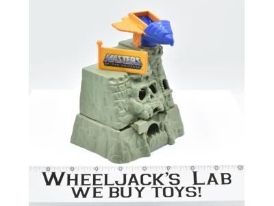 Castle Gary Skull Gumball Bank Arrow Industries MOTU Masters of the Universe