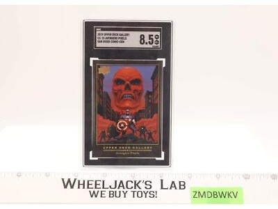 CC-15 Avengers Pixels SGC GRADED 8.5 Marvel SDCC Upper Deck Gallery Trading Card