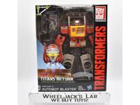 Twin Cast &amp; Autobot Blaster Leader NEW Titans Return Transformers Hasbro 2015