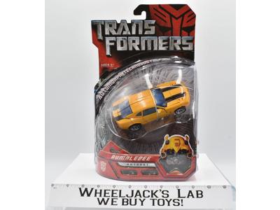 Bumblebee Automorphic Technology Deluxe 2007 Movie NEW MOSC Hasbro Transformers