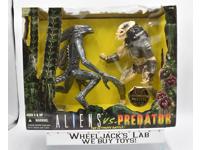 Aliens vs Predator Ultimate Battle 10th Anniversary 1996 MISB NEW Kenner Vintage
