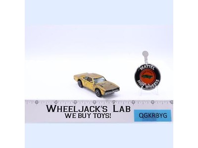 Custom Dodge Charger Gold 1969 Redline Hot Wheels Mattel Vintage Redline RL