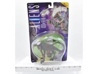 Night Cougar Alien w/Attacking Kamikaze Parasite Aliens NEW MOSC Kenner 1994