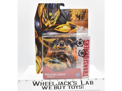 Bumblebee Deluxe Class 2014 NEW MOSC AOE Age Of Extinction Transformers Hasbro