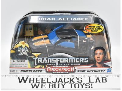 Bumblebee Sam Witwicky Human Alliance NEW Dark of the Moon Transformers Hasbro