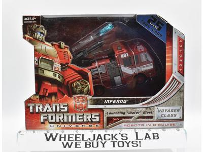 Inferno Voyager Class 25th Anniversary MISB Universe 2008 Transformers Hasbro