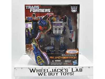 Soundwave W/ Laserbeak FOC Fall of Cybertron MOSC Generations Transformers