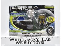 Autobot Ratchet Lunar Crawler NEW Cyberverse Transformers Dark of the Moon