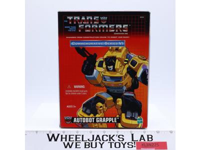 Autobot Grapple Transformers Reissue Commemorative Series 2003 Hasbro NEW SEALED