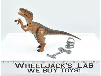 Velociraptor Capture Gear #2 JP03 WORKS Jurassic Park 1994 Kenner Action Figure
