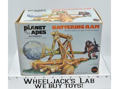 Battering Ram MIB BOXED Planet of the Apes POTA Mego 1967 Vintage Accessory Set