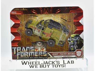 Desert Tracker Ratchet Voyager NEW ROTF Revenge of the Fallen Transformers 2009