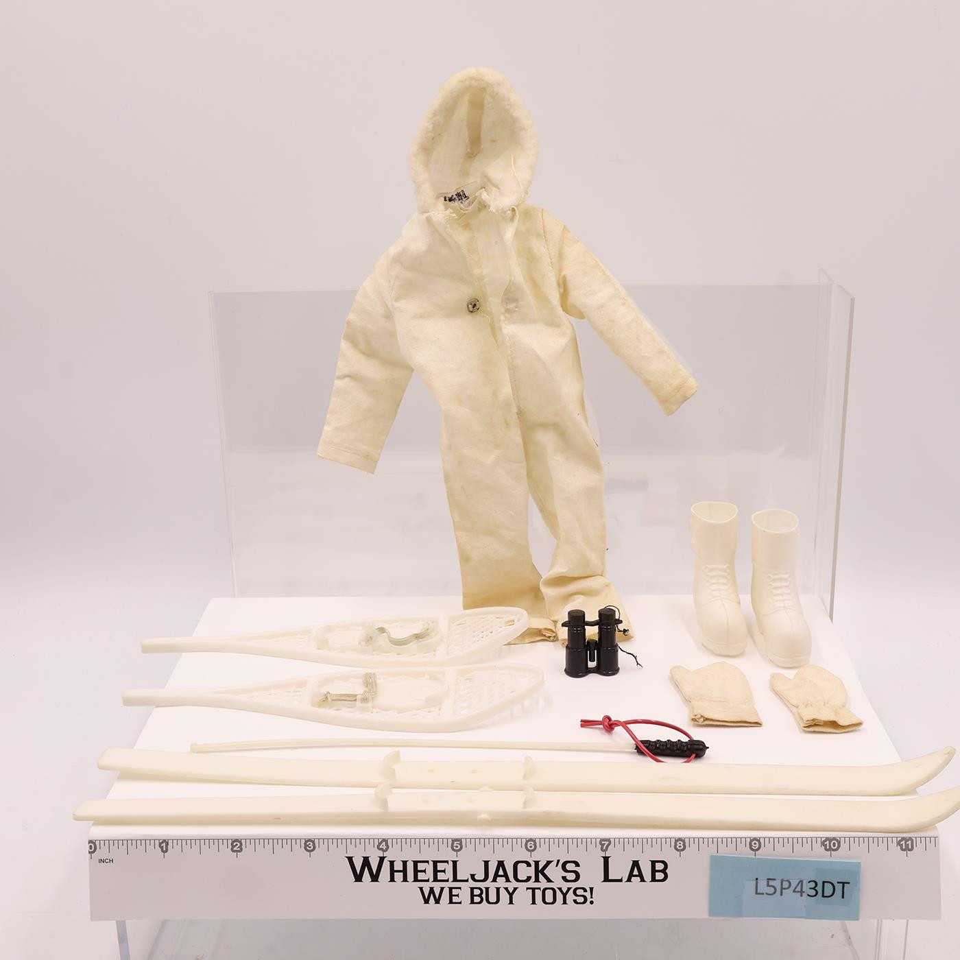 Search for the Abominable Snowman (Sears) 1973 Hasbro 12" Accessory Vintage