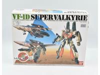 Bandai 1/100 VF-1D Super Valkyrie model kit (3-mode variable/transformable kit)