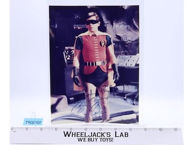 Robin 1960s TV Series Batman Burt Ward AUTOGRAPHED 8x10 Picture
