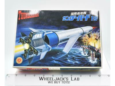 Thunderbird-1 TB1 Thunderbirds Bandai Model Kit NEW UNUSED