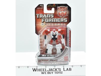 Red Alert Autobot 2007 Universe Legends NEW MOSC Hasbro Transformers
