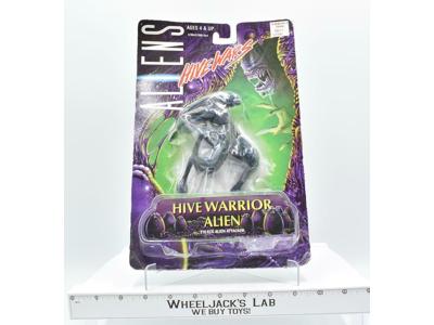 Hive Warrior Alien NEW MOSC Aliens 1998 Kenner Action Figure
