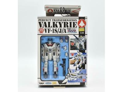 #2 Banpresto 1/100 VF-1S/J/A Valkyrie transformable figure - white/red 2002