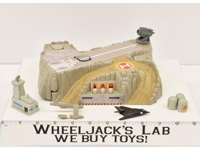 Skycat Airbase Playset Military Battle Zone 1994 Galoob Toys Micro Machines