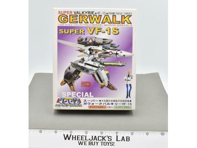 Nichimoco 1/200 VF-1S Super Gerwalk Valkyrie model kit
