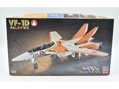 Hasegawa 1/72 VF-1D Valkyrie model kit