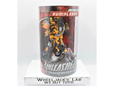 Bumblebee Autobot Unleashed Leader Class 2006 NEW Hasbro Transformers