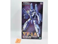 #1 Hasegawa 1/72 VF-1A Super Battroid Valkyrie model kit