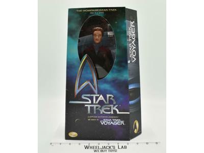 Captain Kathryn Janeway Star Trek Voyager MISB 1999 Playmates 12" Action Figure