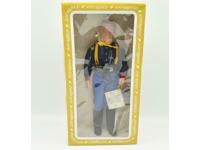 John Wayne American Guardian Of The West 17" MIB 1982 Effanbee Legend Series
