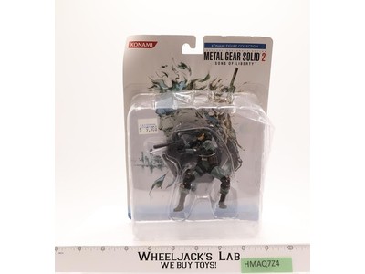 Solid Snake Metal Gear Solid 2 Sons of Liberty 2002 Konami Figure NEW SEALED