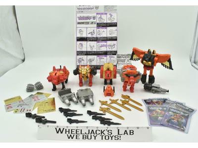 Predaking 100% Complete Reissue Tomy Takara Transformers Action Figure