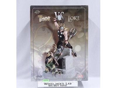 Thor vs Loki Marvel 2007 Sideshow Collectibles Polystone Diorama 0097/1500