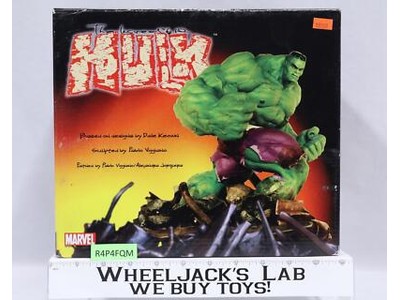The Incredible Hulk Marvel Universe 2004 Dynamic Forces 10" Statue