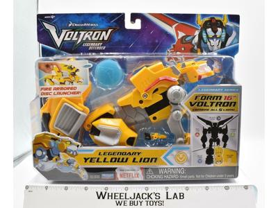 Legendary Yellow Lion Voltron NEW MOSC 2017 Playmates Toys Action Figure