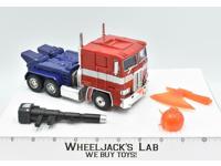 Convoy Optimus Prime MP-10 Masterpiece Takara 2011 Transformers Action Figure