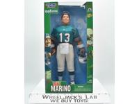 Dan Marino MISB Starting Lineup NFL 1998 Edition Kenner Sports Action Figure