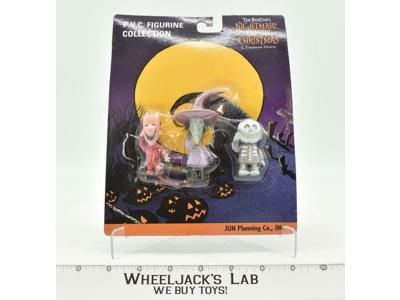 Barrel Shock Lock PVC Figurine Collection NEW Nightmare Before Christmas Jun