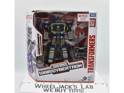 Soundwave WFC Voyager Generations NEW Transformers Netflix Hasbro Takara 2020
