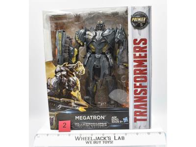 Megatron #2 The Last Knight Deluxe Premier Edition Transformers Hasbro 2016 MISB