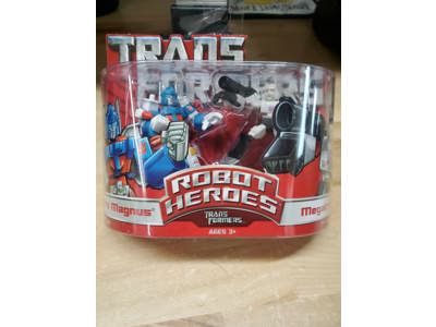 Ultra Magnus &amp; Megatron Robot Heroes 2006 MOSC Hasbro Transformers