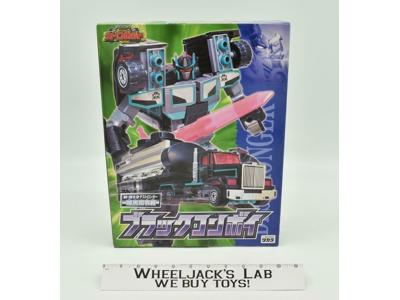 Scourge Black Convoy D-012 Car Robots SEALED MISB 2000 Transformers Takara