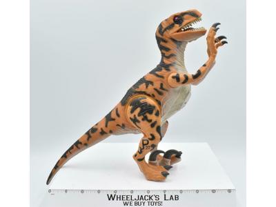 Utahraptor JP22 Ripper Jurassic Park 1994 Kenner Action Figure