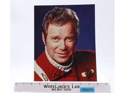 Captain Kirk Star Trek Original Series William Shatner AUTOGRAPHED 8x10 Picture