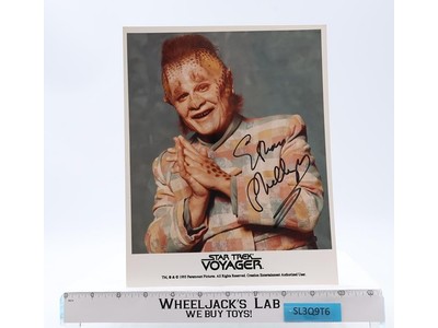 Neelix Star Trek Voyager Ethan Phillips AUTOGRAPHED 8x10 Picture