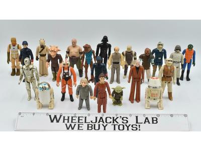 Lot of 23 Star Wars 1970's Kenner Vintage Action Figures