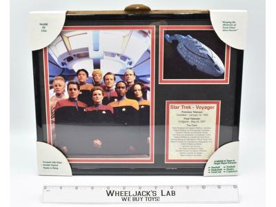 The Cast of Star Trek Voyager Front Row Collectibles Framed Photograph